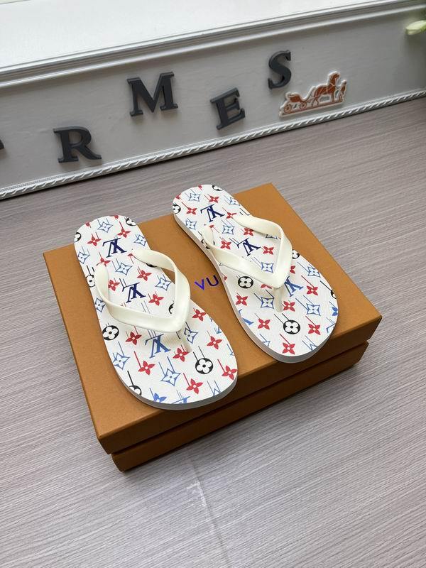 LV Men's Slippers 471